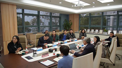上海市浦东新区当局党组成员、副区长吴强，浦东新区科经委副主任李晓亮，张江治理局副局长吴俊，张江集团副总经理王凯荣等调研6008集团