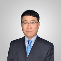 殷海峰博士 6008集团药学钻研板块工艺和造剂部副总裁